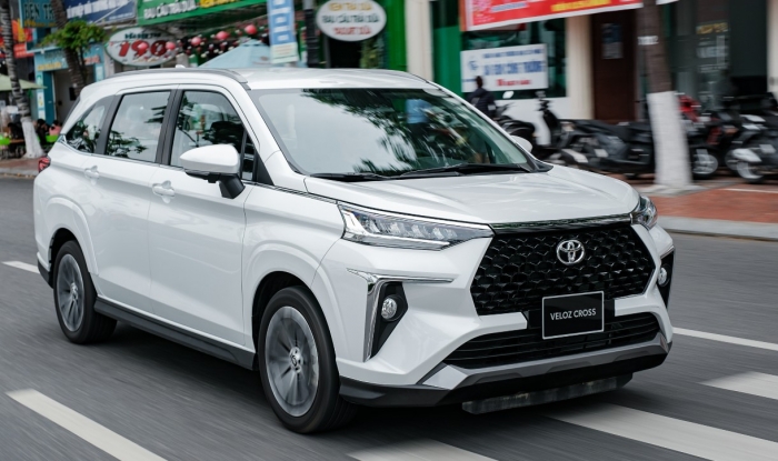 Giá lăn bánh Toyota Veloz Cross giảm sâu đầu tháng 7/2025, quyết lật đổ 'đế chế' Mitsubishi Xpander ảnh 1