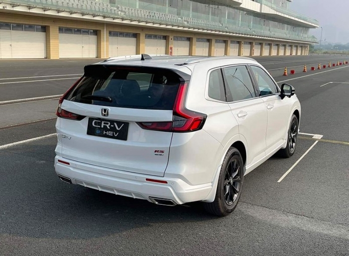 Giá lăn bánh Honda CR-V cập nhật đầu tháng 7/2025 cực rẻ nhờ ưu đãi khủng, soán ngôi Mazda CX-5 ảnh 4