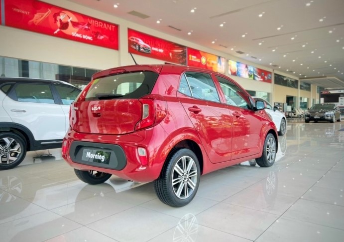 Giá lăn bánh Kia Morning cực rẻ với ưu đãi hấp dẫn giữa tháng 7/2025, ‘đả bại’ Hyundai Grand i10 ảnh 2
