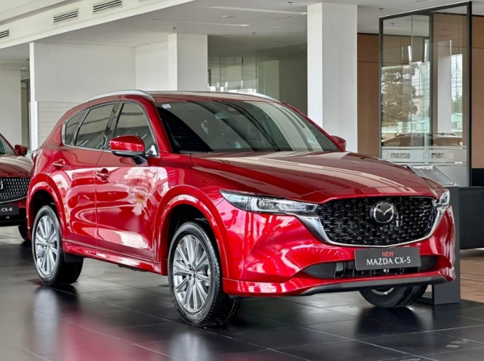 Giá lăn bánh Mazda CX-5 ‘rẻ khó tin' đầu tháng 7/2025, áp đảo Honda CR-V khiến khách Việt dậy sóng ảnh 1