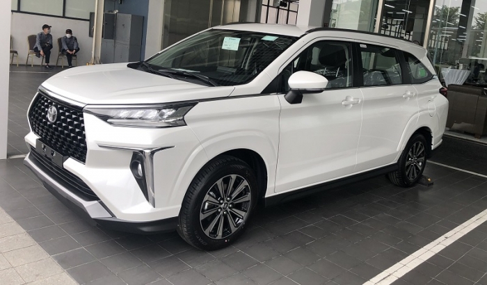 Giá xe Toyota Veloz Cross lăn bánh giữa tháng 7/2025 giảm xuống cực rẻ, ‘đả bại’ Mitsubishi Xpander ảnh 2