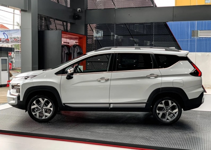 Bảng giá Mitsubishi Xpander Cross lăn bánh đầu tháng 8/2025, rẻ bậc nhất phân khúc, hút khách Việt ảnh 3