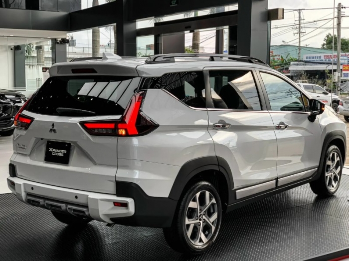 Bảng giá Mitsubishi Xpander Cross lăn bánh đầu tháng 8/2025, rẻ bậc nhất phân khúc, hút khách Việt ảnh 4