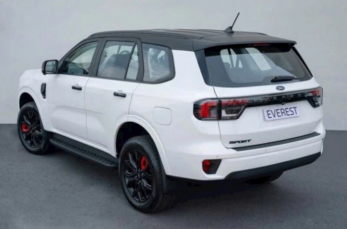 Giá lăn bánh Ford Everest đầu tháng 8/2025 cực 'mềm', đả bại Hyundai Santa Fe và Toyota Fortuner ảnh 5