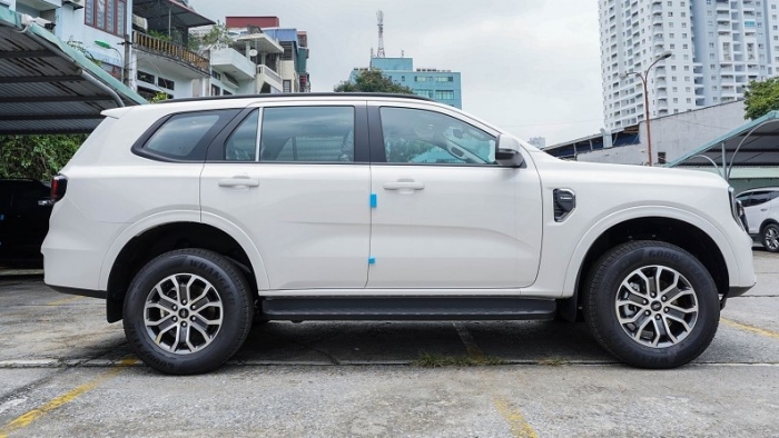 Giá lăn bánh Ford Everest đầu tháng 8/2025 cực 'mềm', đả bại Hyundai Santa Fe và Toyota Fortuner ảnh 6