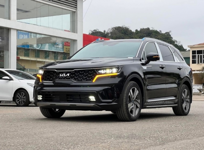 Giá lăn bánh Kia Sorento đầu tháng 8/2025 ‘rẻ giật mình’, quyết đấu Toyota Fortuner và Ford Everest ảnh 3
