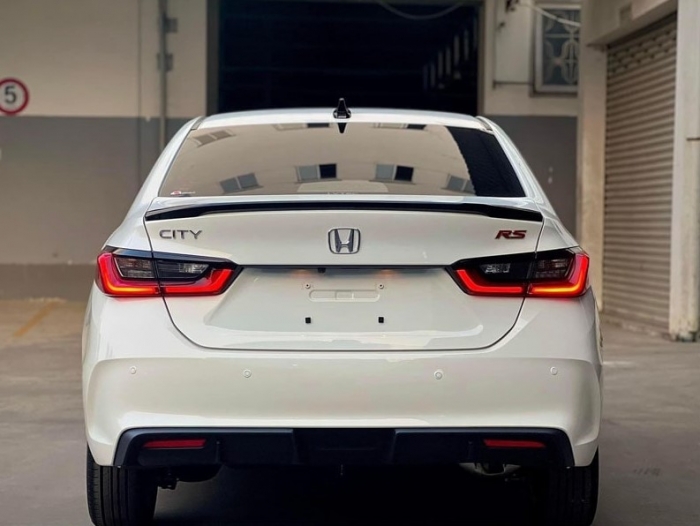 Giá lăn bánh Honda City ‘rẻ như rau’ cuối tháng 7/2025, ‘hạ đo ván’ cả Hyundai Accent và Toyota Vios ảnh 3