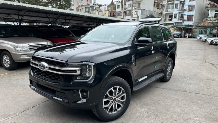 Giá Ford Everest lăn bánh giữa tháng 8/2025 rẻ hiếm thấy, đe nẹt Toyota Fortuner và Hyundai Santa Fe ảnh 4