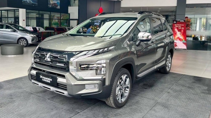 Giá lăn bánh Mitsubishi Xpander Cross cập nhật giữa tháng 8/2025 khiến khách Việt dậy sóng vì quá rẻ ảnh 4