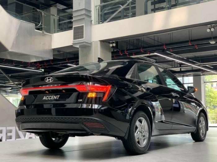 Bảng giá lăn bánh Hyundai Accent cuối tháng 8/2025 ‘rẻ như bèo’, át vía Honda City và Toyota Vios ảnh 4
