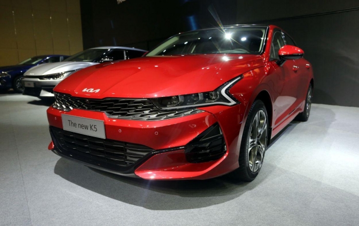 Cập nhật giá xe Kia K5 lăn bánh cuối tháng 8/2025 kèm ưu đãi siêu hấp dẫn, ‘hạ đo ván’ Toyota Camry ảnh 1