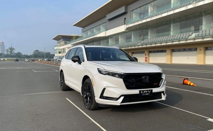 Giá lăn bánh Honda CR-V giảm sâu cuối tháng 8/2025, sẵn sàng đánh bại Hyundai Tucson và Mazda CX-5 ảnh 1