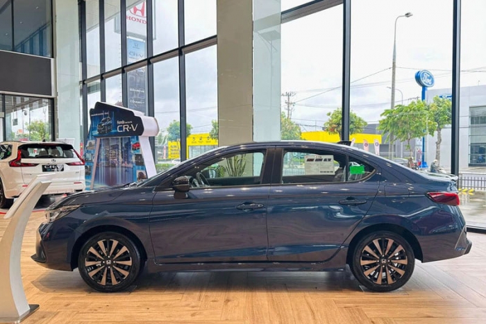 Giá xe Honda City lăn bánh cuối tháng 8/2025 đang cực rẻ, hạ đo ván Toyota Vios và Hyundai Accent ảnh 2
