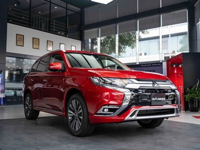 Giá lăn bánh Mitsubishi Outlander giảm sâu cuối tháng 8/2025, quyết ‘chơi tất tay’ với Mazda CX-5 ảnh 3