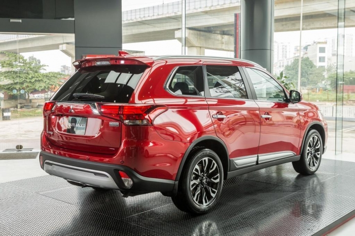 Giá lăn bánh Mitsubishi Outlander giảm sâu cuối tháng 8/2025, quyết ‘chơi tất tay’ với Mazda CX-5 ảnh 5