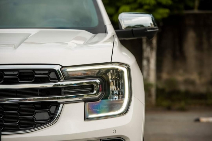Hạ gục Hyundai Santa Fe và Toyota Fortuner, giá lăn bánh Ford Everest giảm cực sâu cuối tháng 8/2025 ảnh 5