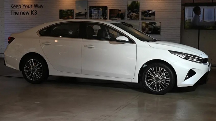Giá lăn bánh Kia K3 đầu tháng 9/2025 rẻ át vía Mazda3 và Hyundai Elantra, khiến khách Việt dậy sóng ảnh 4