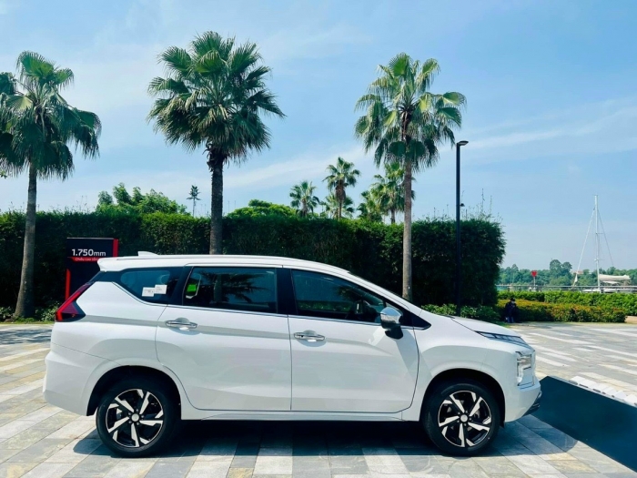 Bảng giá Xe Mitsubishi Xpander lăn bánh giữa tháng 9/2025 cực rẻ, hút khách Việt nhờ quà tặng khủng ảnh 2