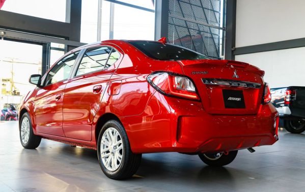 Giá lăn bánh sedan cỡ B rẻ nhất Việt Nam giảm cực mạnh, ‘triệt hạ’ cả Toyota Vios và Hyundai Accent ảnh 4