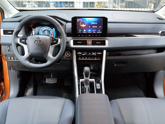 Giá Mitsubishi Xpander Cross lăn bánh giữa tháng 9/2025 cực rẻ, không mua lúc này thì đợi khi nào ảnh 6