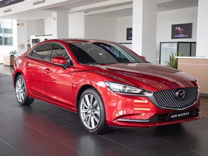 Giá xe Mazda6 lăn bánh giữa tháng 9/2025 rẻ át vía Toyota Camry, cơ hội vàng để khách Việt tậu xe ảnh 1