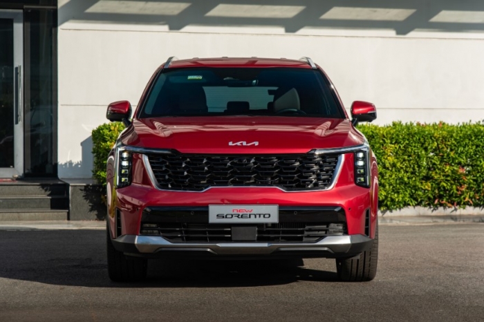 Giá lăn bánh Kia Sorento cuối tháng 9/2025 cực hấp dẫn, thách thức Toyota Fortuner và Ford Everest ảnh 2