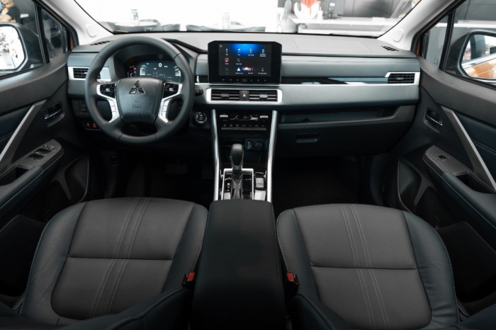 Giá lăn bánh Mitsubishi Xpander Cross mới nhất cuối tháng 9/2025 rẻ như cho, quà tặng đi kèm hấp dẫn ảnh 6