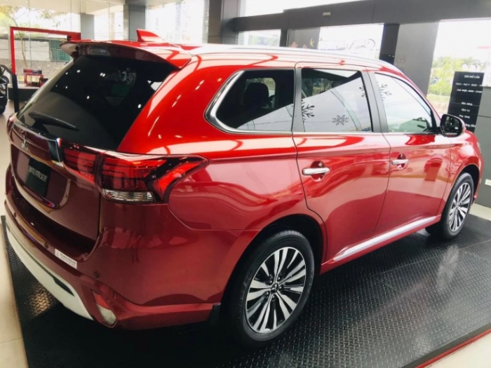 Giá lăn bánh Mitsubishi Outlander cuối tháng 9/2025 vẫn cực 'mềm', đả bại Honda CR-V và Mazda CX-5 ảnh 4