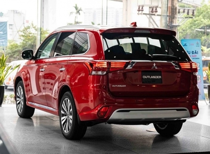 Giá lăn bánh Mitsubishi Outlander cuối tháng 9/2025 vẫn cực 'mềm', đả bại Honda CR-V và Mazda CX-5 ảnh 5