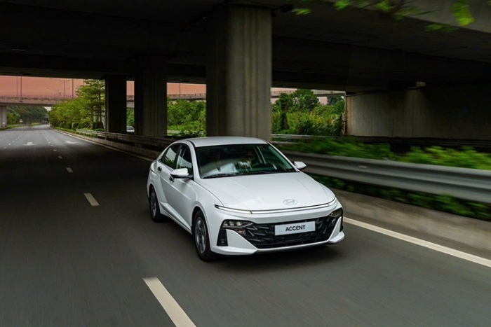 Hyundai Accent c&oacute; gi&aacute; lăn b&aacute;nh &lsquo;si&ecirc;u rẻ&rsquo; đầu th&aacute;ng 1/2026, khắc chế cứng Toyota Vios v&agrave; Honda City ảnh 3
