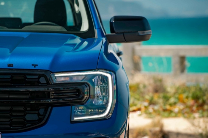 Gi&aacute; lăn b&aacute;nh Ford Everest đầu th&aacute;ng 1/2026: Cực hấp dẫn, &aacute;p đảo Toyota Fortuner v&agrave; Hyundai Santa Fe ảnh 2