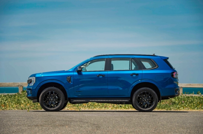 Gi&aacute; lăn b&aacute;nh Ford Everest đầu th&aacute;ng 1/2026: Cực hấp dẫn, &aacute;p đảo Toyota Fortuner v&agrave; Hyundai Santa Fe ảnh 3