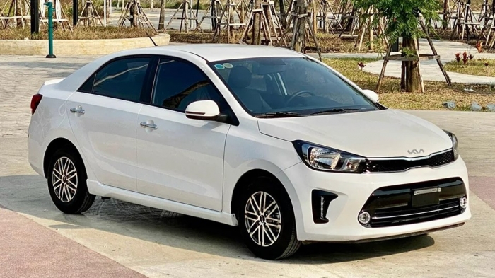 Gi&aacute; lăn b&aacute;nh sedan cỡ B rẻ nhất Việt Nam hạ s&acirc;u đầu th&aacute;ng 1/2026: Hạ gục Hyundai Accent, Toyota Vios ảnh 2
