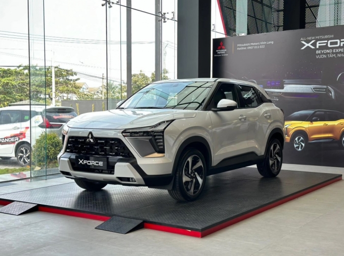 Gi&aacute; Mitsubishi Xforce lăn b&aacute;nh đầu th&aacute;ng 1/2025: Hạ gục Kia Seltos v&agrave; Hyundai Creta nhờ ưu đ&atilde;i khủng ảnh 3