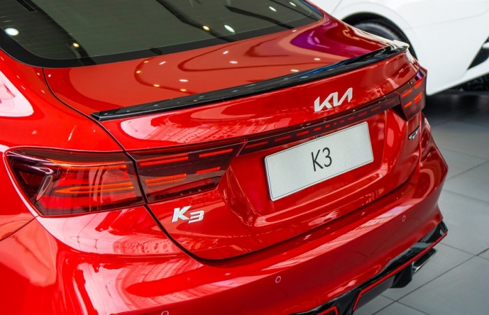 Cập nhật gi&aacute; xe Kia K3 lăn b&aacute;nh giữa th&aacute;ng 1/2026: &lsquo;Nghiền &eacute;p&rsquo; ho&agrave;n to&agrave;n Mazda3 v&agrave; Hyundai Elantra ảnh 4