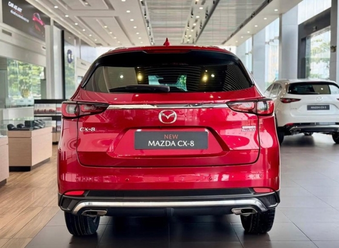 Gi&aacute; lăn b&aacute;nh Mazda CX-8 giảm mạnh giữa th&aacute;ng 1/2026, tuy&ecirc;n chiến với Ford Everest v&agrave; Toyota Fortuner ảnh 3