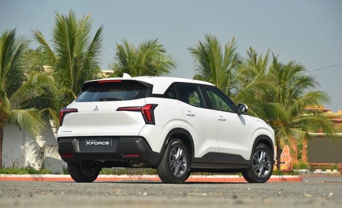 Gi&aacute; lăn b&aacute;nh Mitsubishi Xforce giữa th&aacute;ng 1/2026 rẻ bậc nhất ph&acirc;n kh&uacute;c, &aacute;p đảo Toyota Yaris Cross ảnh 4