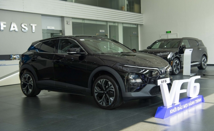 Gi&aacute; VinFast VF 6 lăn b&aacute;nh k&egrave;m ưu đ&atilde;i giữa th&aacute;ng 1/2026: Cực kỳ cạnh tranh, hấp dẫn kh&aacute;ch h&agrave;ng Việt ảnh 2