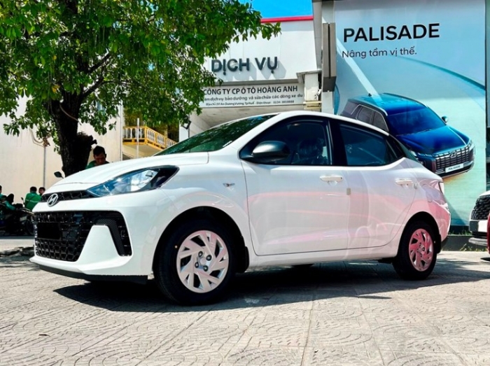 Hyundai Grand i10 quyết &lsquo;hủy diệt&rsquo; Kia Morning nhờ gi&aacute; lăn b&aacute;nh cực rẻ ở thời điểm giữa th&aacute;ng 1/2025 ảnh 2