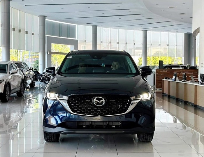 Quyết '&aacute;p đảo' Honda CR-V, Mazda CX-5 giảm gi&aacute; lăn b&aacute;nh giữa th&aacute;ng 1/2026 rẻ bậc nhất ph&acirc;n kh&uacute;c cỡ C ảnh 3