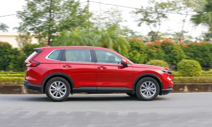 Quyết &lsquo;gạt gi&ograve;&rsquo; Mazda CX-5, Honda CR-V giảm gi&aacute; lăn b&aacute;nh cực mạnh giữa th&aacute;ng 1/2026 nhờ si&ecirc;u ưu đ&atilde;i ảnh 2