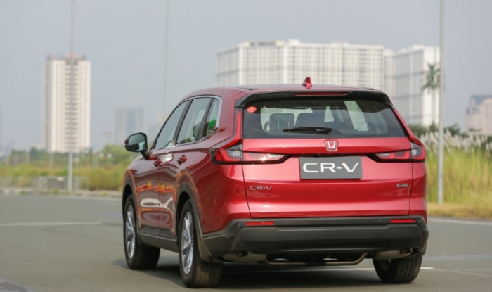 Quyết &lsquo;gạt gi&ograve;&rsquo; Mazda CX-5, Honda CR-V giảm gi&aacute; lăn b&aacute;nh cực mạnh giữa th&aacute;ng 1/2026 nhờ si&ecirc;u ưu đ&atilde;i ảnh 4