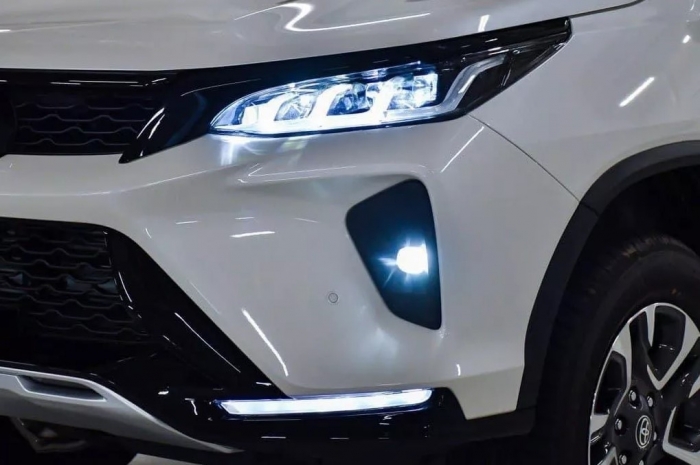 &lsquo;Đại chiến&rsquo; Ford Everest, Toyota Fortuner giảm gi&aacute; lăn b&aacute;nh xuống mức cạnh tranh cuối th&aacute;ng 1/2026 ảnh 3