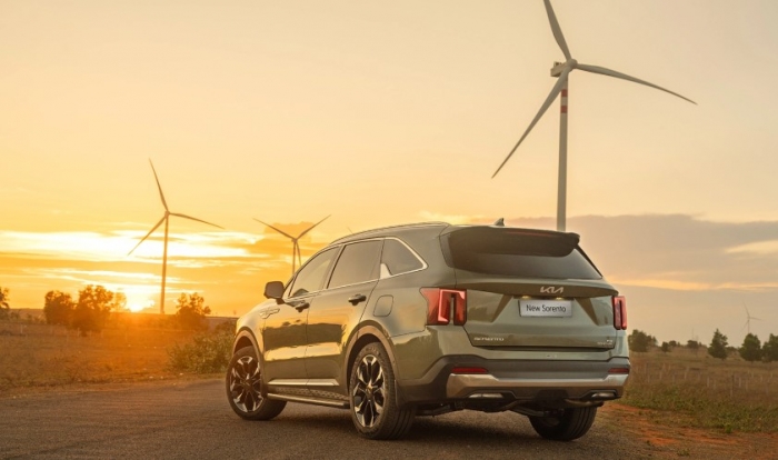 Đe dọa &lsquo;hất cẳng&rsquo; Ford Everest v&agrave; Hyundai Santa Fe, Kia Sorento hạ gi&aacute; lăn b&aacute;nh s&acirc;u nhờ ưu đ&atilde;i khủng ảnh 3