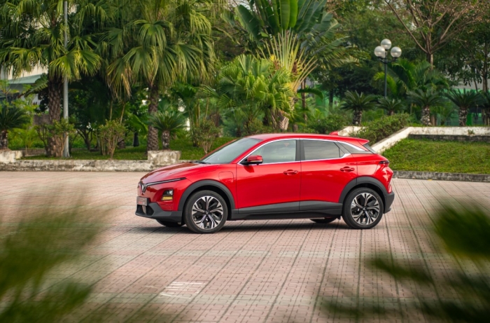 Cập nhật gi&aacute; lăn b&aacute;nh VinFast VF 6 cuối th&aacute;ng 1/2026: Ưu đ&atilde;i tưng bừng, qu&aacute; &lsquo;hời&rsquo; cho kh&aacute;ch Việt ảnh 4