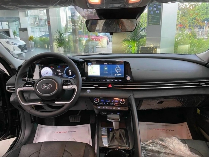 Gi&aacute; lăn b&aacute;nh Hyundai Elantra &lsquo;rẻ giật m&igrave;nh&rsquo; cuối th&aacute;ng 1/2026, quyết &lsquo;hạ đo v&aacute;n&rsquo; cả Kia K3 v&agrave; Mazda3 ảnh 5