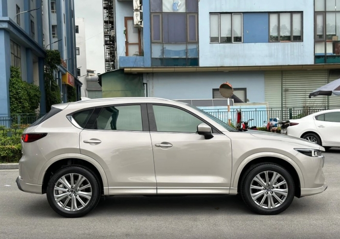 Gi&aacute; lăn b&aacute;nh Mazda CX-5 &lsquo;chạm đ&aacute;y&rsquo; ở cuối th&aacute;ng 1/2026, &lsquo;hạ knock-out&rsquo; Honda CR-V v&agrave; Hyundai Tucson ảnh 3