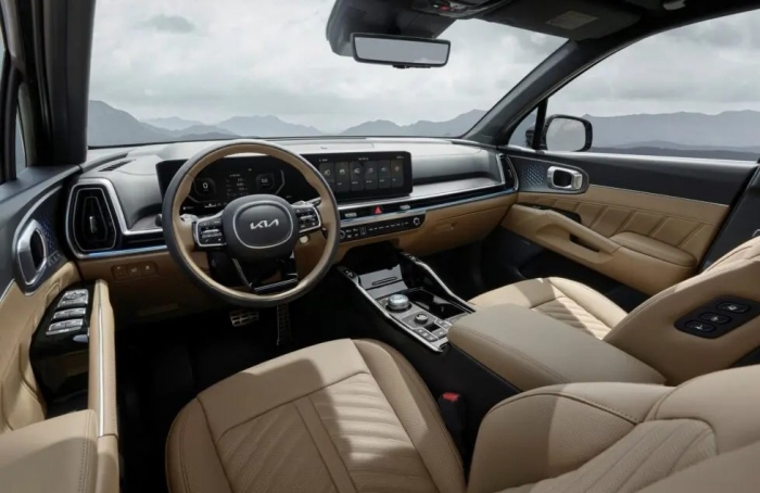Kia Sorento bung ưu đ&atilde;i khủng hạ gi&aacute; lăn b&aacute;nh cuối th&aacute;ng 1/2026, đại chiến Ford Everest v&agrave; Fortuner ảnh 4