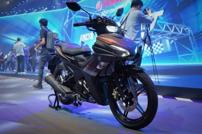 Gi&aacute; xăng dầu h&ocirc;m nay 2/10: E5 RON 92 v&agrave; E10 RON 95 tăng th&ocirc;ng 5 kỳ liền, đầy b&igrave;nh xe c&ocirc;n tay 150-160cc bao nhi&ecirc;u tiền? ảnh 2