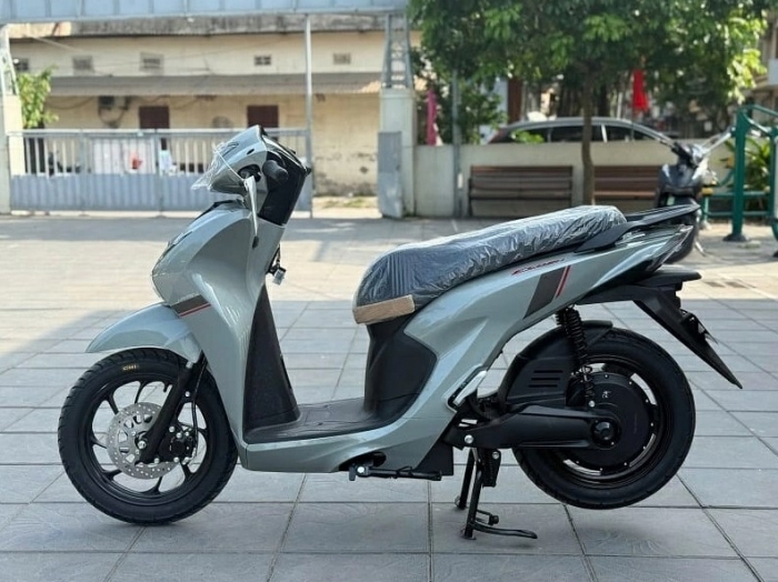 Gi&aacute; xăng dầu h&ocirc;m nay 30/10: E10 RON 95 về c&aacute;ch đ&aacute;y 5.800 đồng, RON 92 rẻ hơn đỉnh 4.000 đồng, gi&aacute; đầy b&igrave;nh xe ga 110cc ảnh 2